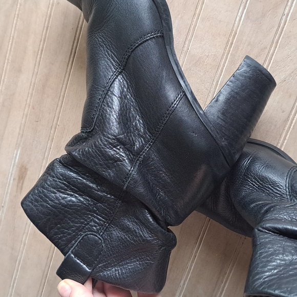 Circa Joan & David Kirstin Black Pebbled Leather Slouchy Heel Ankle Booties - Picture 4 of 14